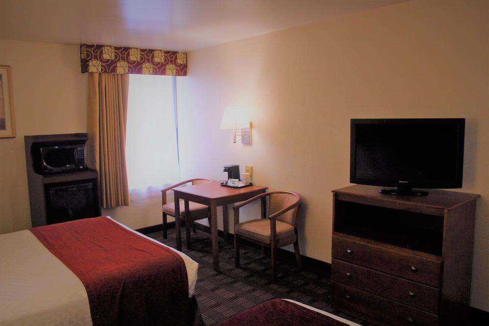 Surestay Hotel By Best Western East Brunswick Ngoại thất bức ảnh