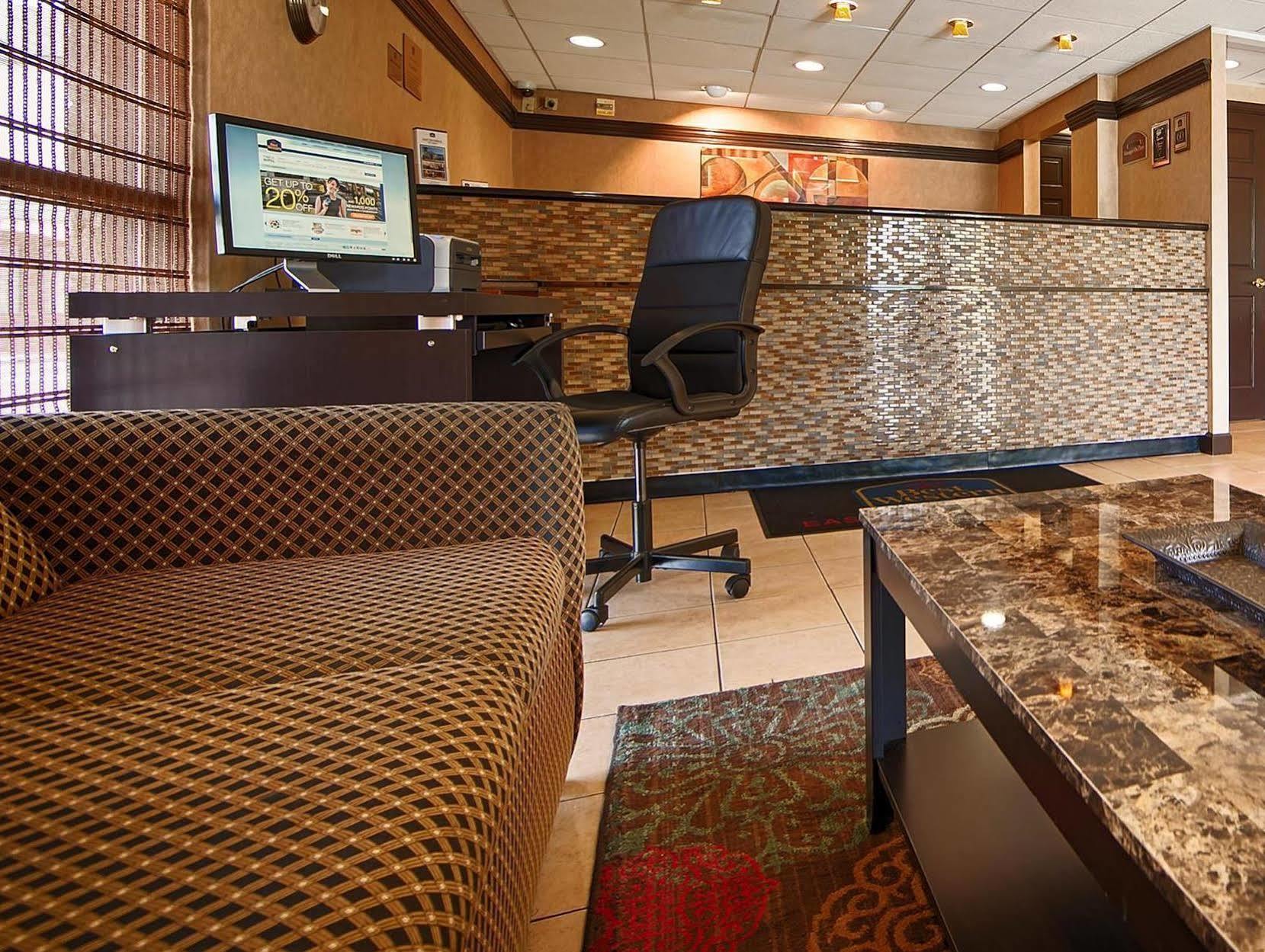 Surestay Hotel By Best Western East Brunswick Ngoại thất bức ảnh
